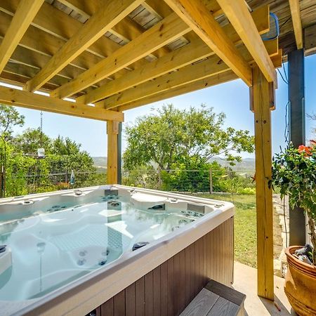 Fredericksburg Retreat With Private Hot Tub And Patio! Villa Eksteriør bilde