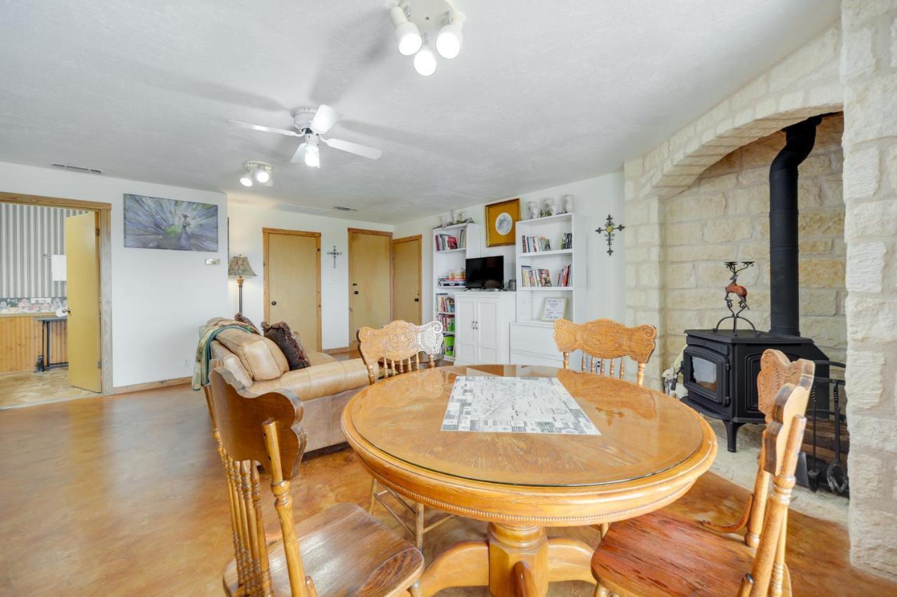 Fredericksburg Retreat With Private Hot Tub And Patio! Villa Eksteriør bilde