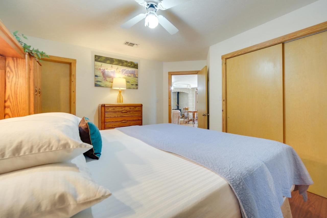 Fredericksburg Retreat With Private Hot Tub And Patio! Villa Eksteriør bilde