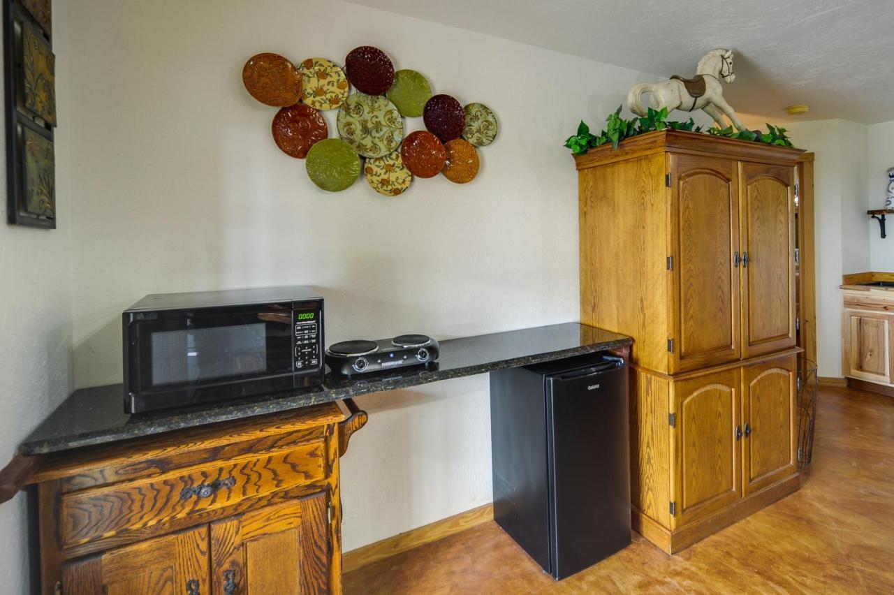 Fredericksburg Retreat With Private Hot Tub And Patio! Villa Eksteriør bilde